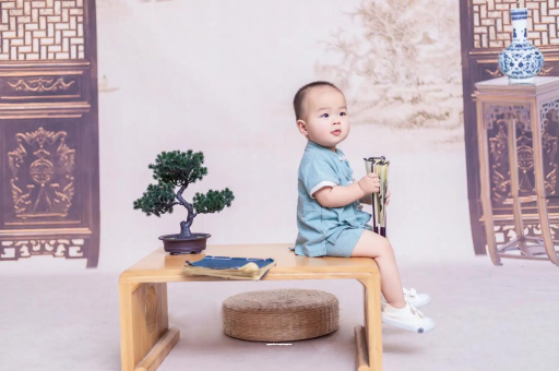 陕西宝宝几个月翻身才正常